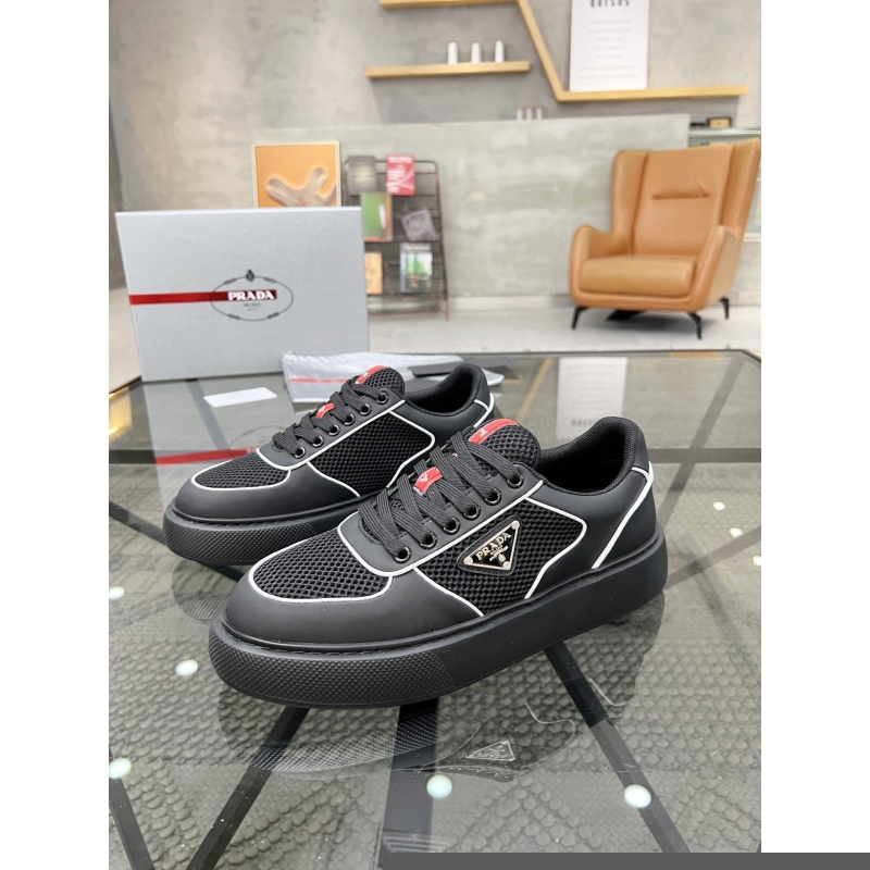 Pra*a casual shoes